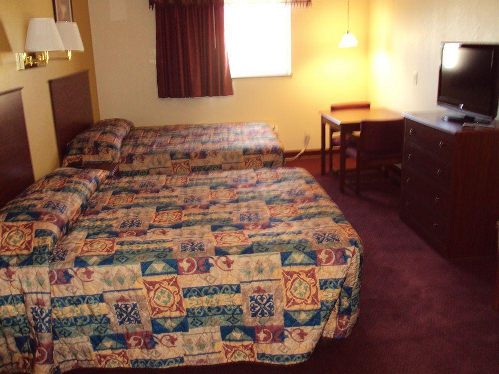 Quality Inn & Suites パーク・シティー エクステリア 写真