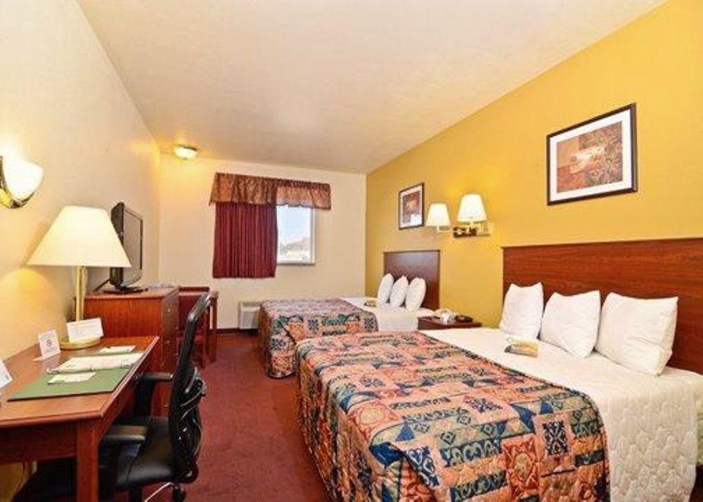 Quality Inn & Suites パーク・シティー エクステリア 写真