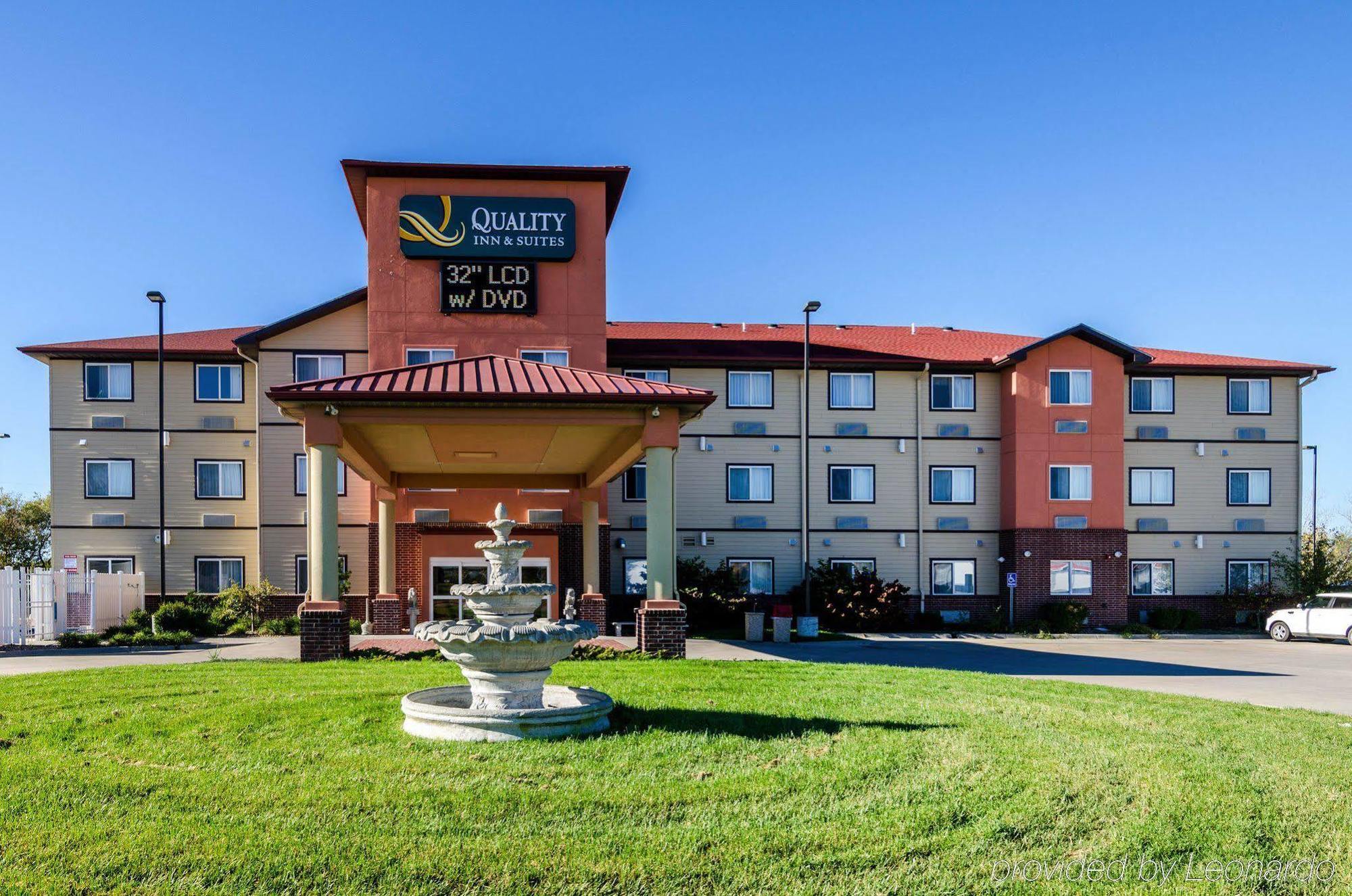 Quality Inn & Suites パーク・シティー エクステリア 写真