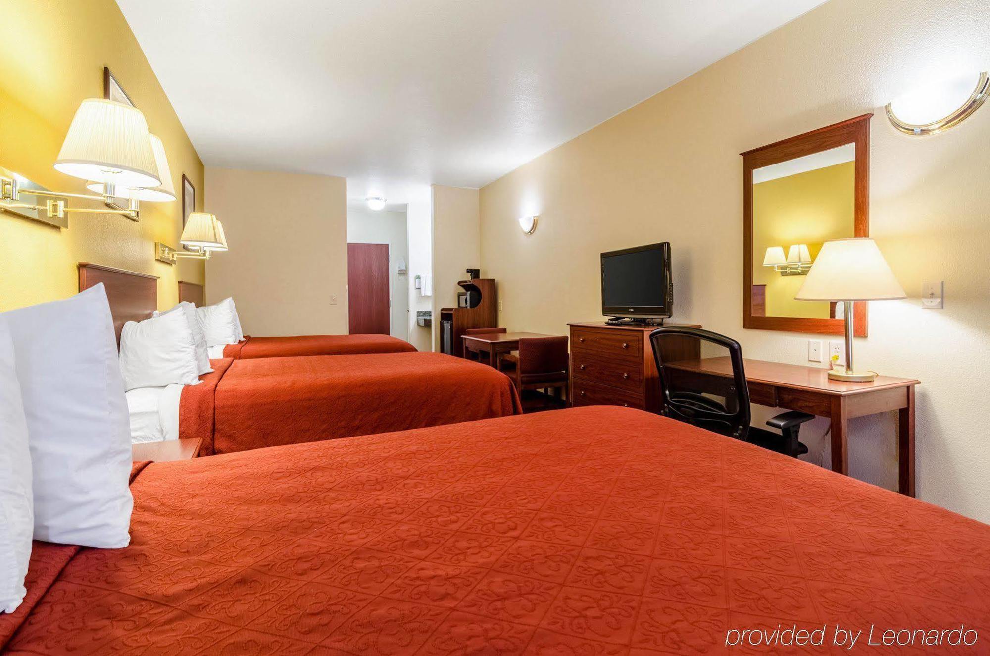 Quality Inn & Suites パーク・シティー エクステリア 写真